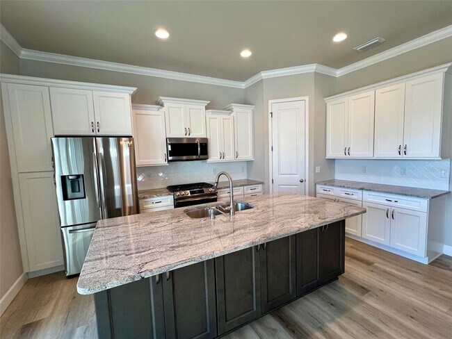 Building Photo - 12073 SW 29th Pl