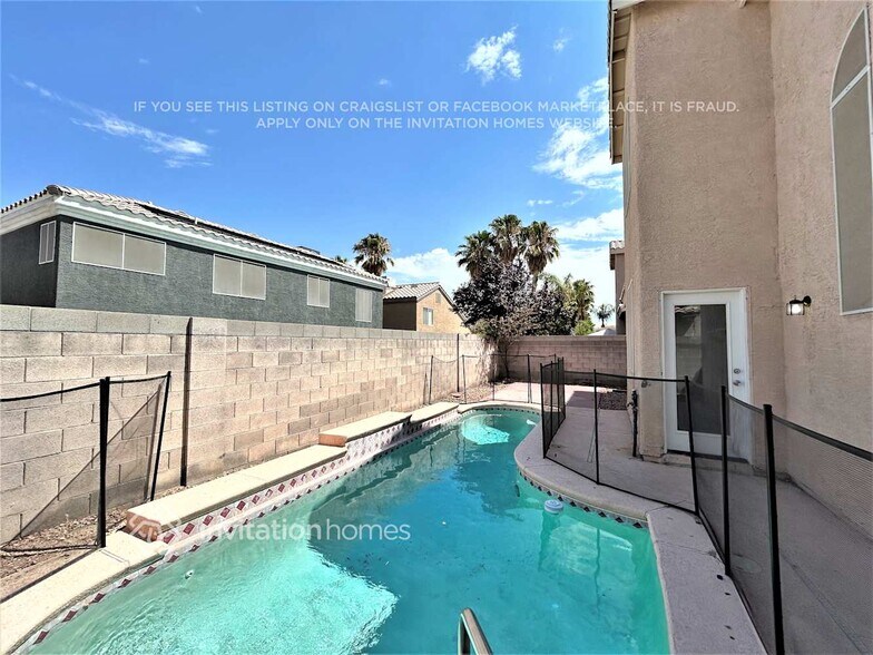 Building Photo - 7220 Golden Falcon St