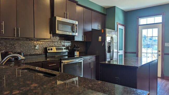 Building Photo - 4500 Fait Ave