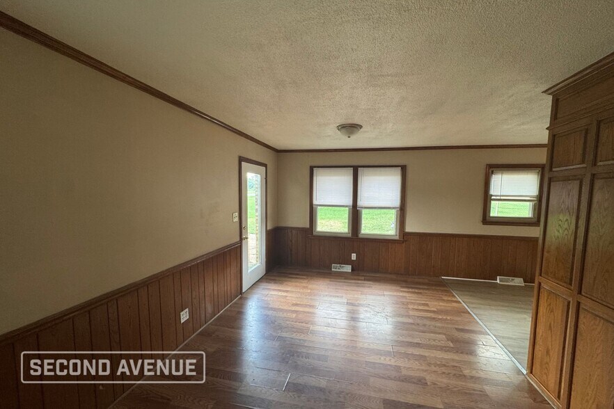 Building Photo - 441 Walser Rd