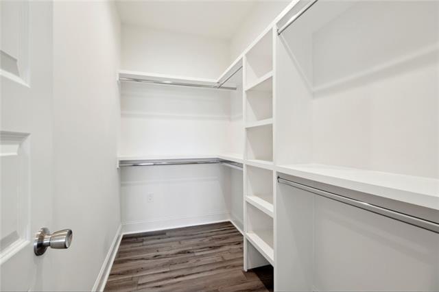 Building Photo - 2121-23 Jourdan