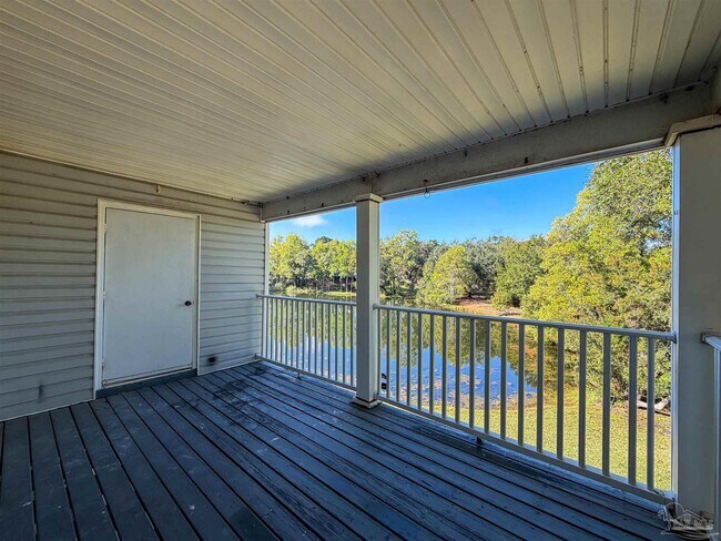 Building Photo - 1500 E Johnson Ave