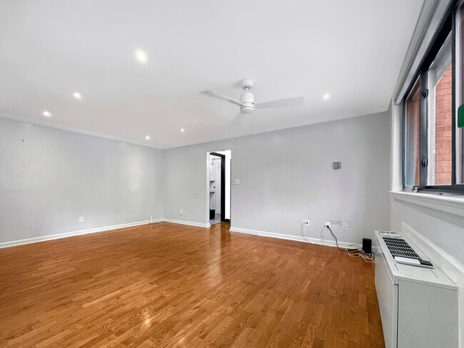 Building Photo - 2725 39th St NW