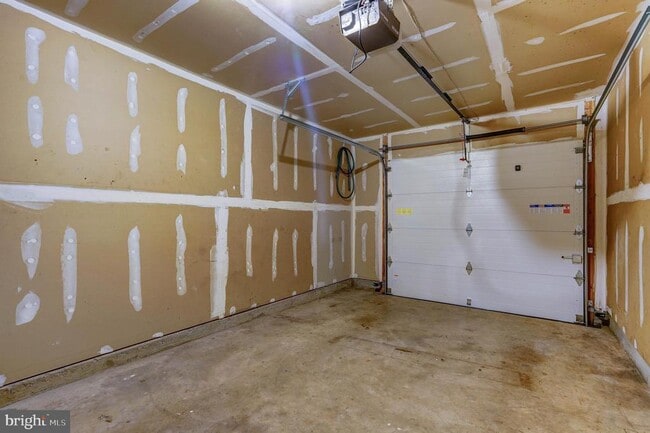 Building Photo - 6388 James Harris Way