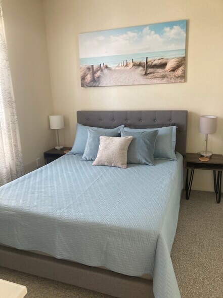 Building Photo - 8680 New Salem St