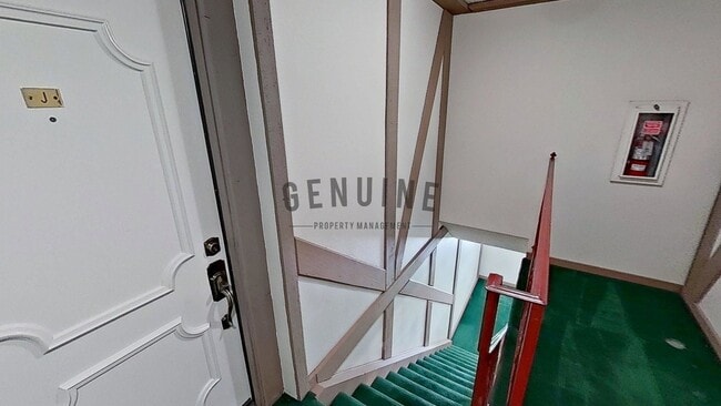 Building Photo - 2 Bedroom ~ Live in the Heart of South Coa...
