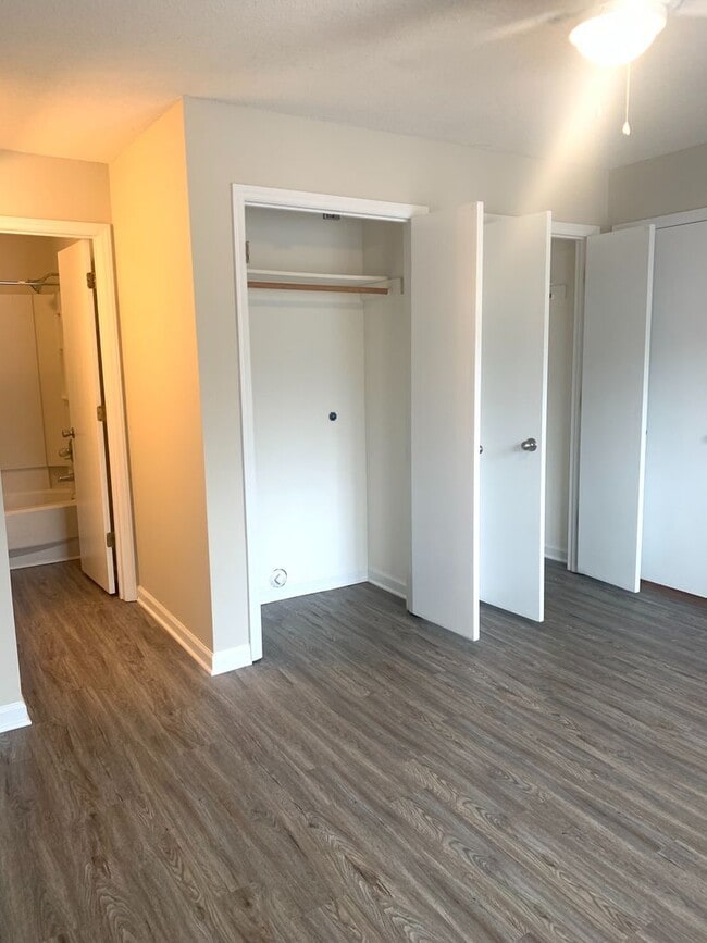 Building Photo - 720-C Powell Drive ~ 3 bedroom townhome just a short distance from the NC State Fairgrounds