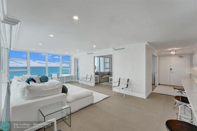 Building Photo - 1620 S Ocean Blvd