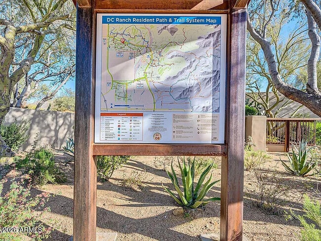 Building Photo - 9154 E Mohawk Ln