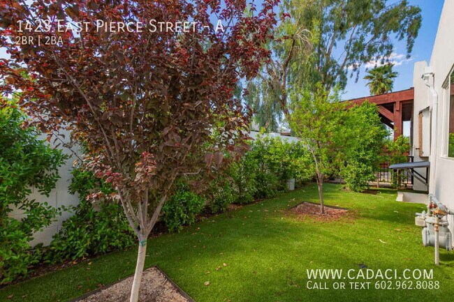 Building Photo - 1423 E Pierce St