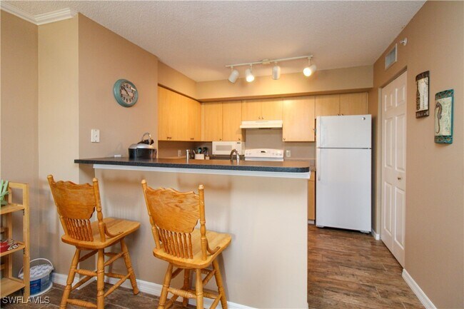 Building Photo - 8659 River Homes Lane