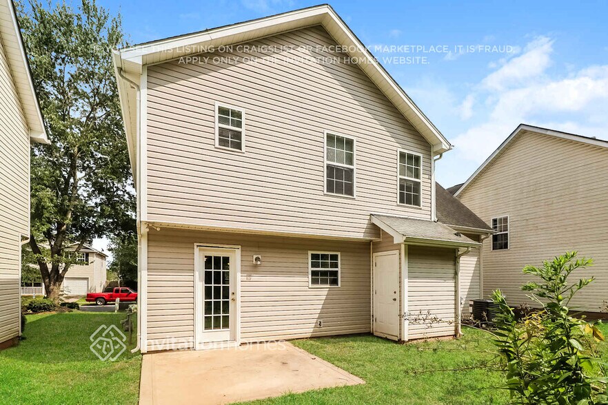 Building Photo - 4118 Hathaway Hills Dr