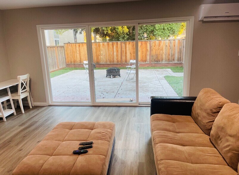 Building Photo - 2600 Jones Rd