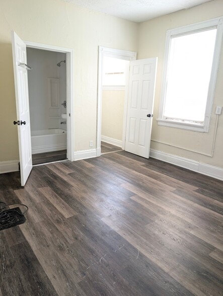 Building Photo - 731 Mcmakin Ave