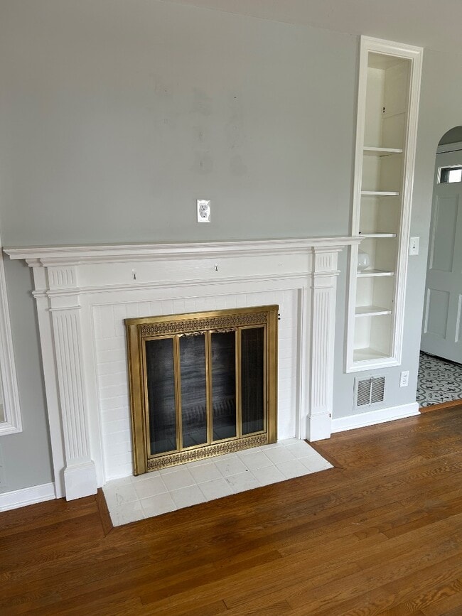 Building Photo - 1752 Parsons Ln