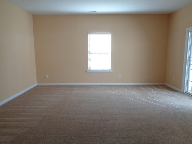 Building Photo - 7041 Somerset Springs Dr