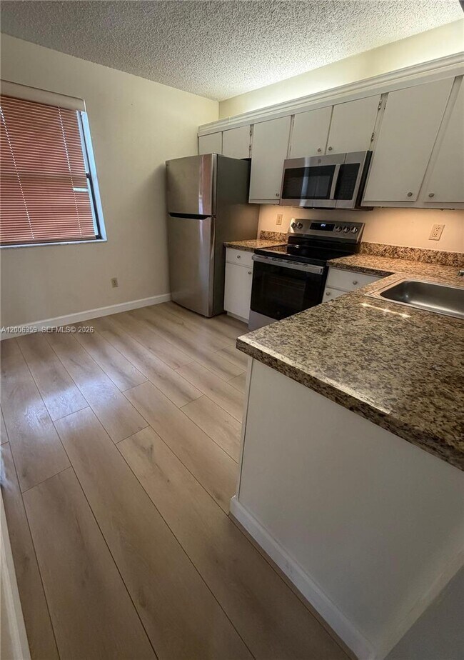 Building Photo - 1201 N Liberty Ave