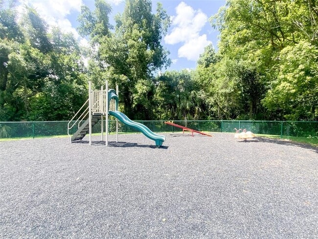 Building Photo - 3134 Lake Pine Way S