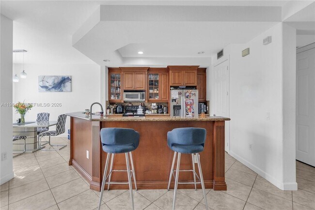 Building Photo - 8200 NW 128th Ln