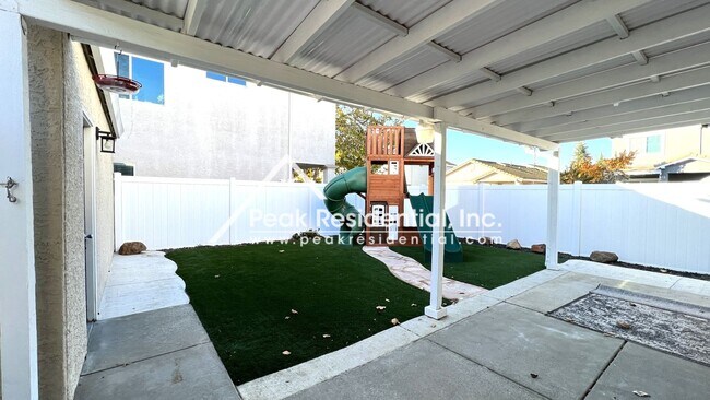 Building Photo - 8943 Cypress View Way