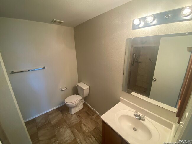 Building Photo - 16407 Runaway Crown