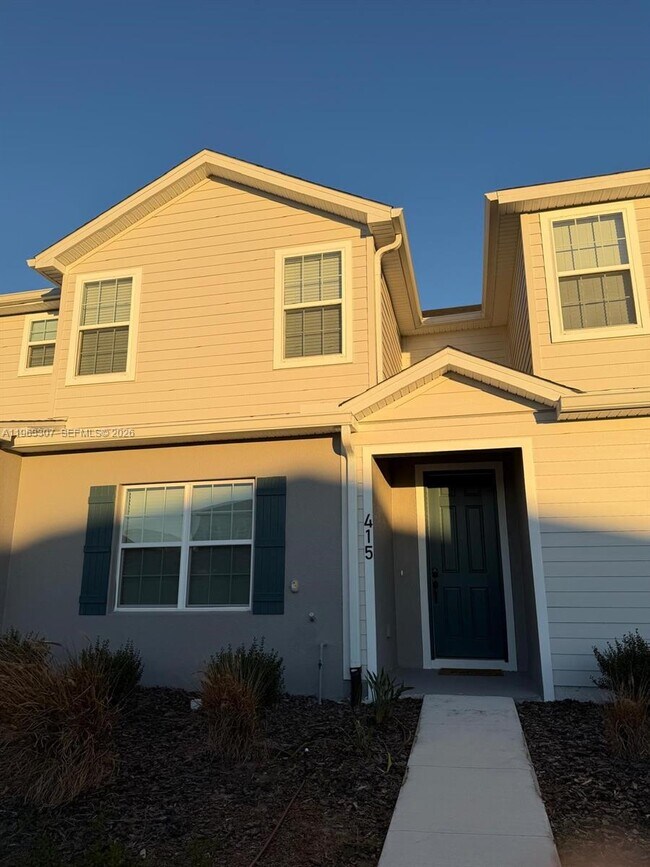 Building Photo - 415 Crossings Ave