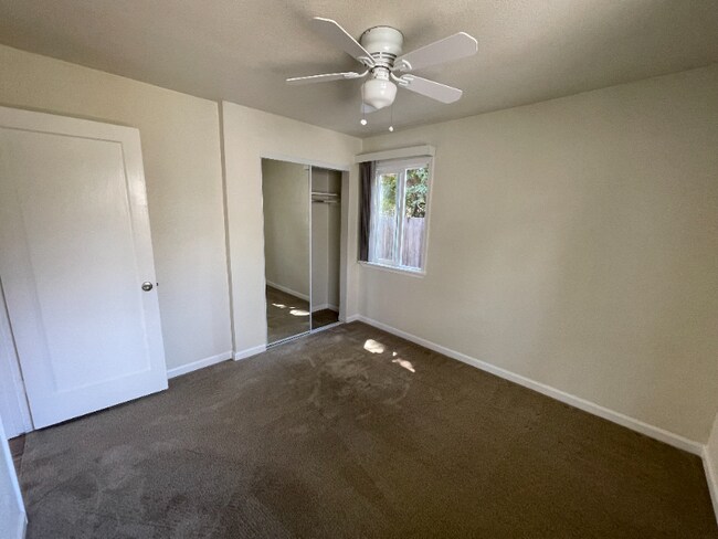 Building Photo - 352 Carpenteria Rd