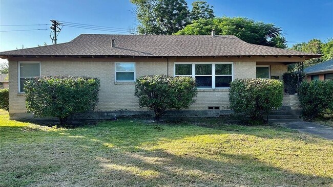 Building Photo - 10263 Casa View Dr