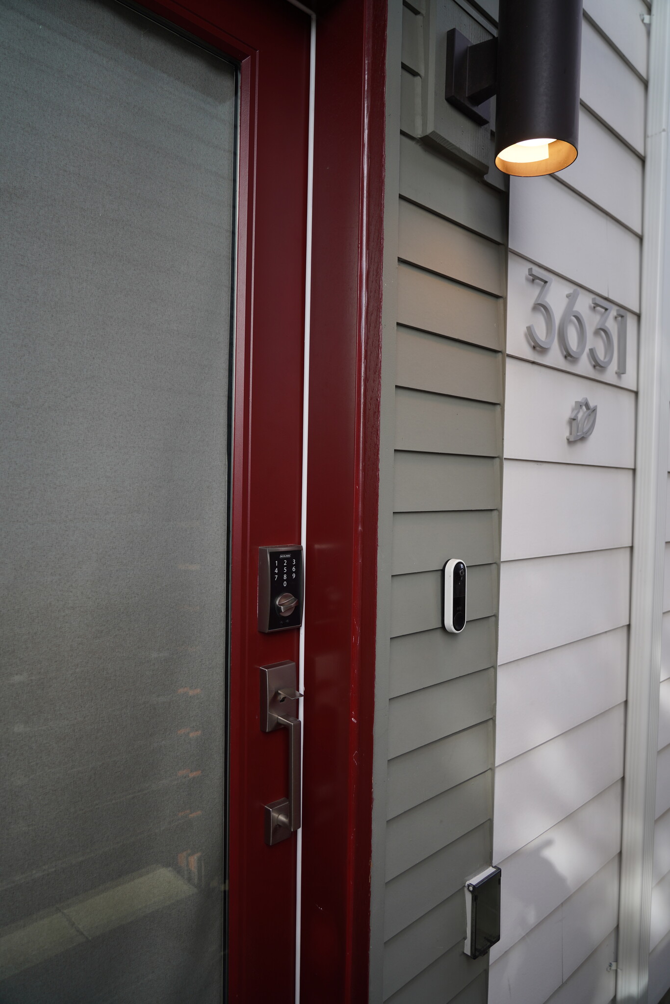 Entrance: Keyless entry and smart doorbell - 3631 1st Ave NW