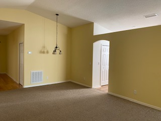 Building Photo - 879 Greenleaf Cir