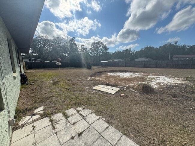 Building Photo - 1366 N Merlin Terrace