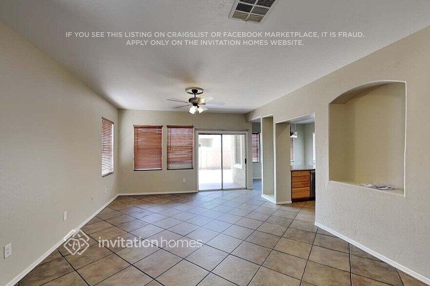Building Photo - 8717 E Kiva Ave