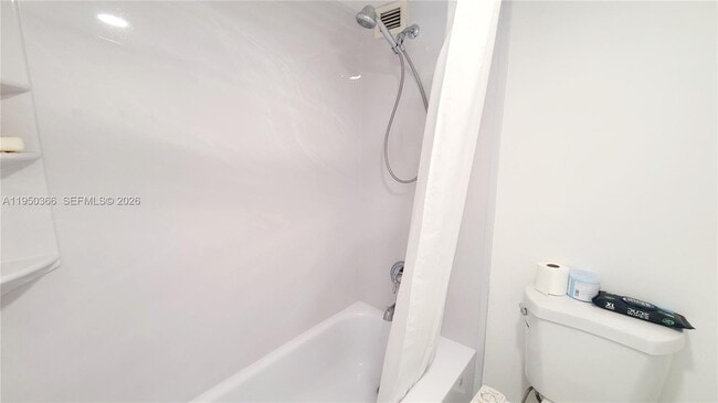 Building Photo - 16909 N Bay Rd