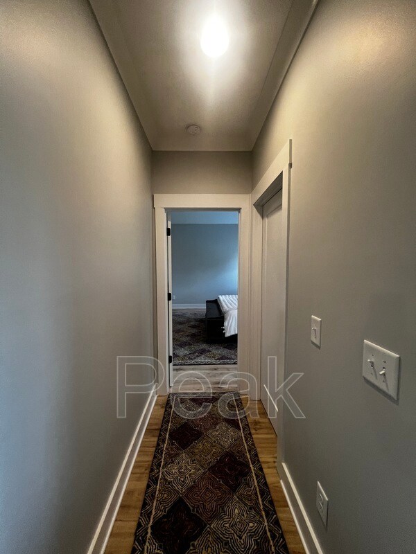 Building Photo - 6913 Hiatus Ct