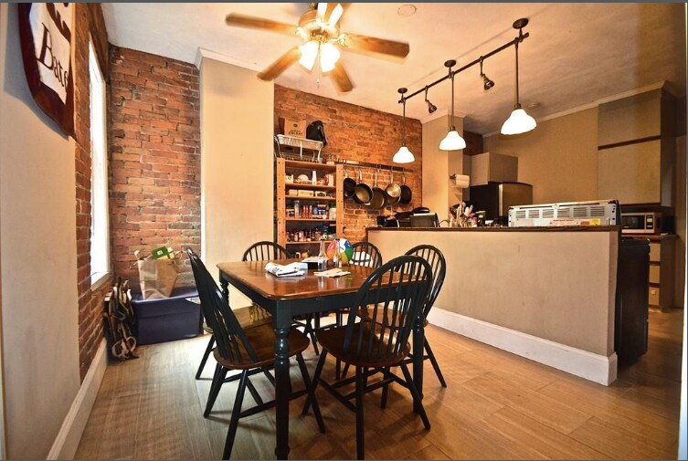 Primary Photo - 1793 Beacon St