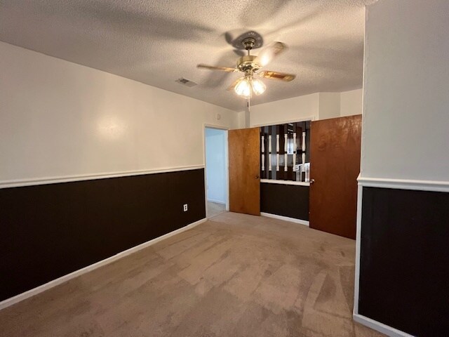 Building Photo - 1222 Hampton Dr