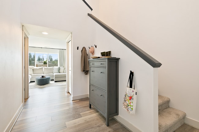 Building Photo - 6672 Udall Pl SE