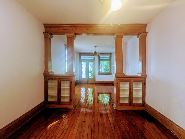 Building Photo - 4307 S Carrollton Ave
