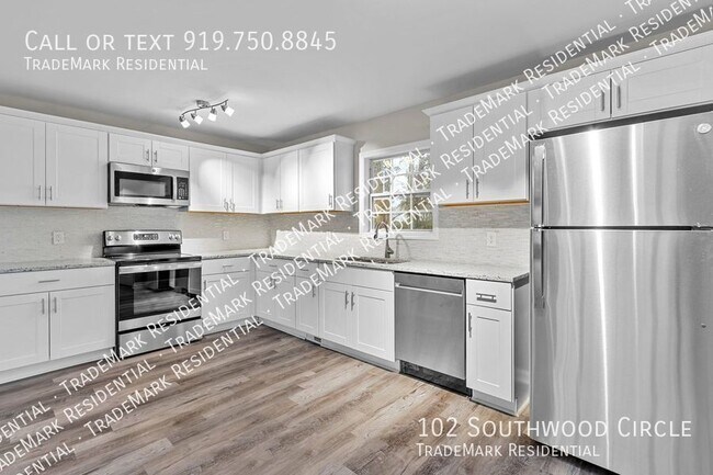 Building Photo - 102 Southwood Cir