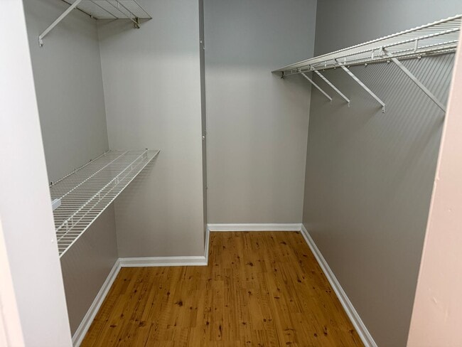 Building Photo - Spacious Four Bedroom Home Near Quail Hollow Neighborhoods!