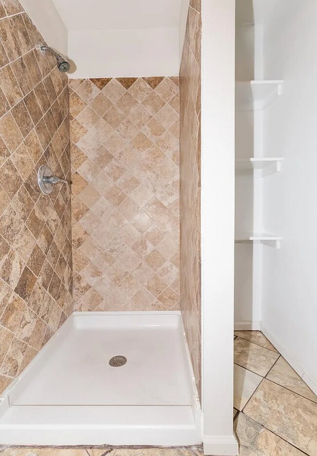 Building Photo - 12513 E Pacific Cir