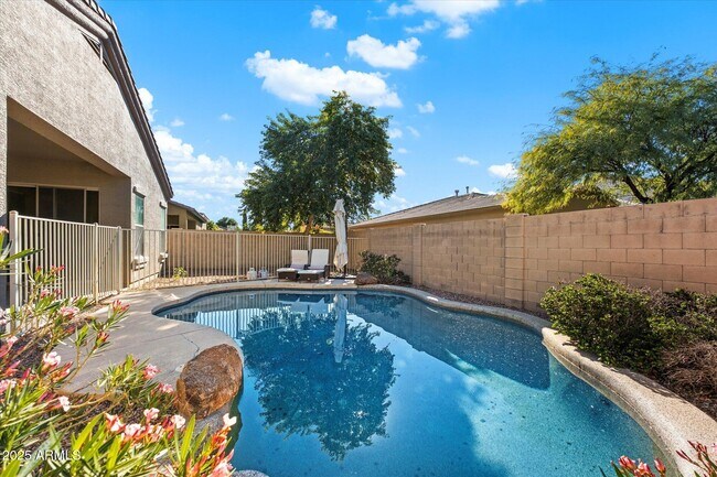 Building Photo - 35414 N 32nd Dr