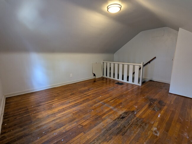 Building Photo - 2983 Moreland Dr