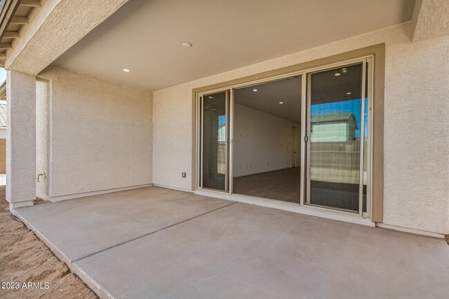Building Photo - 2503 S 180th Dr