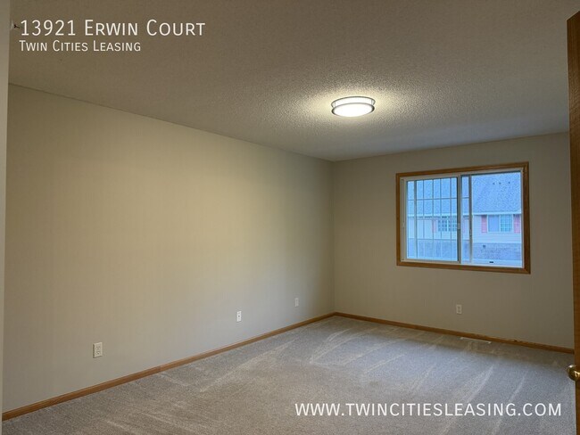 Building Photo - 13921 Erwin Ct
