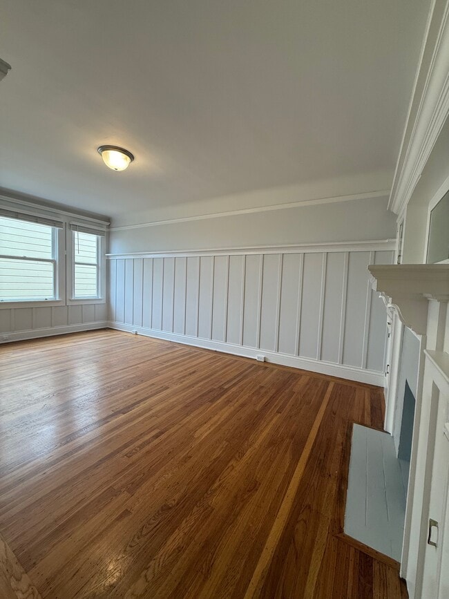 Building Photo - 3185 16th St