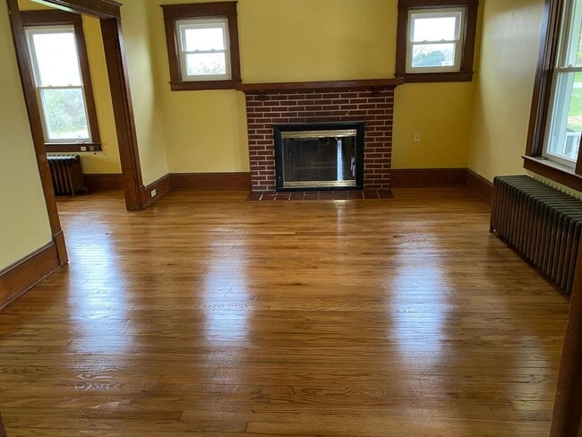 Building Photo - 308 Gainesboro Rd
