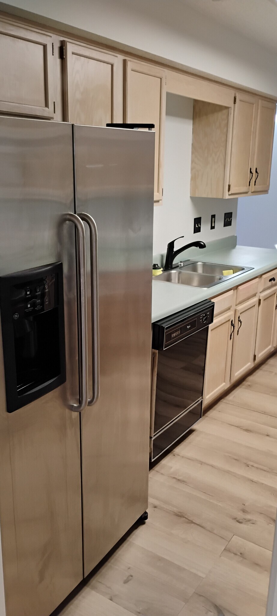 Building Photo - 101 Raintree Dr