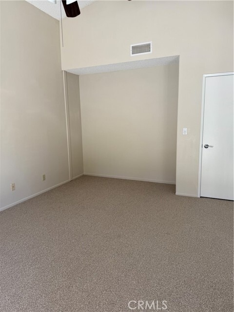 Building Photo - 1756 Parkview