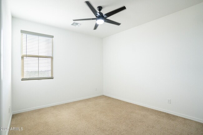 Building Photo - 4368 N Pioneer Dr